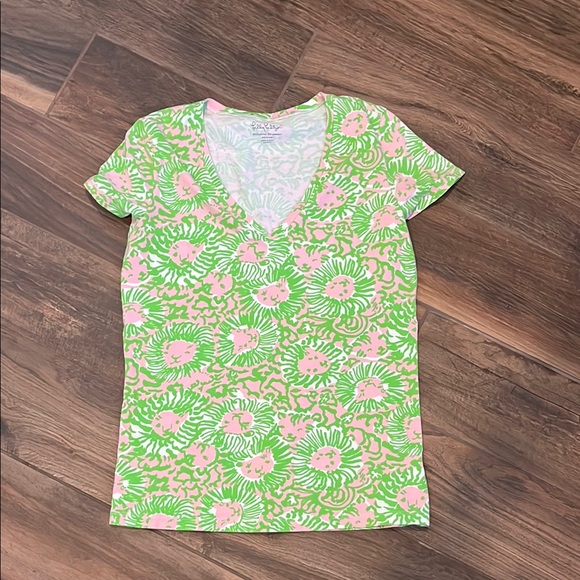 Lilly Pulitzer Pink and Green Floral Tee - Picture 1 of 1